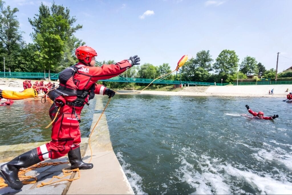 Бросить мешок