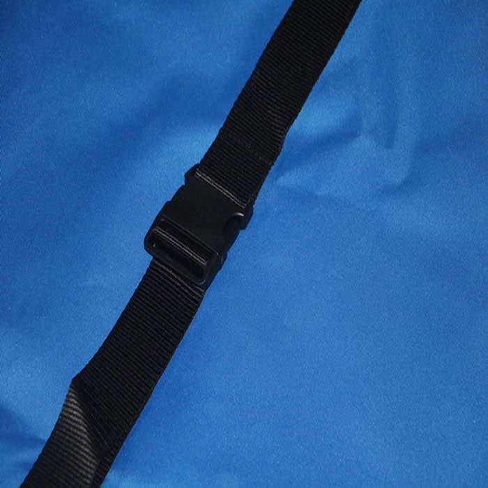 Gros plan de la surface en tissu nylon d'un drap de transport pour patient