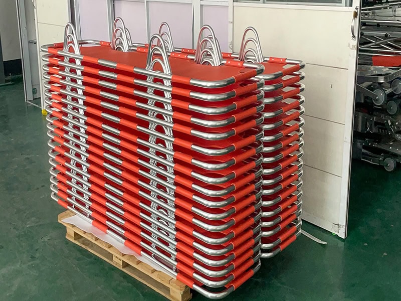 Inventario de camillas plegables