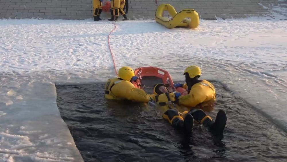 Water rescue stretcher